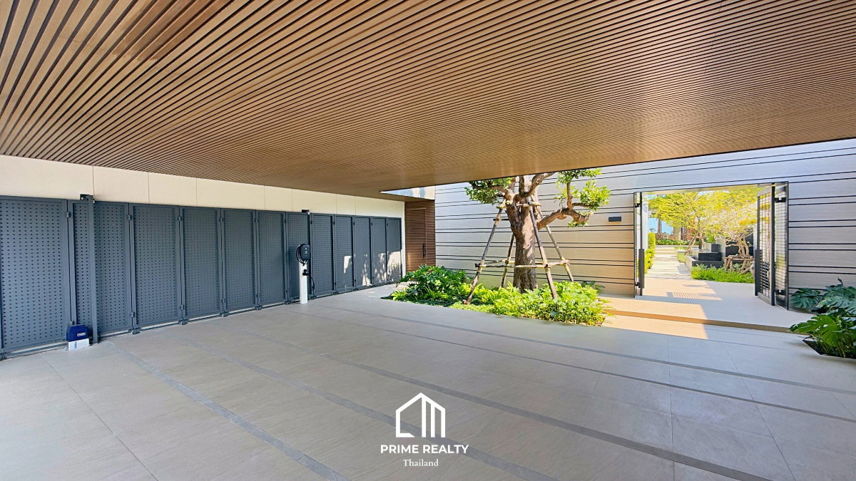 picture Beachfront Luxury Home for Sale in Cha-Am – 34.9 Million THB - 14/48