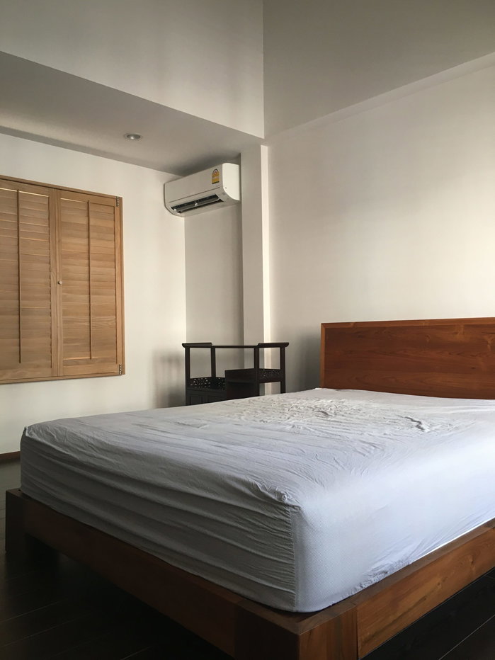 รูป Townhouse in Sukhumvit 43 4 bedrooms, for rent - รูปที่ 14/27