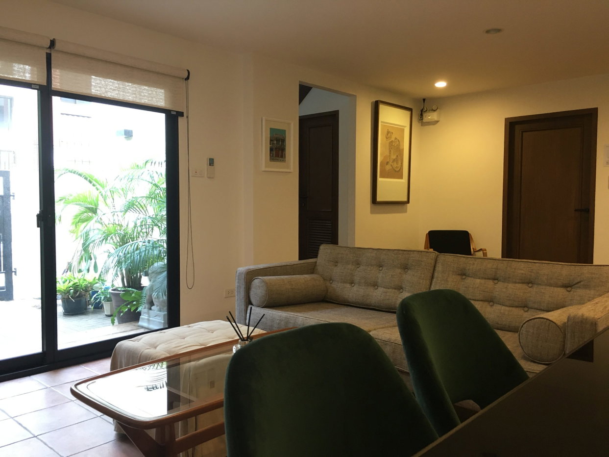รูป Townhouse in Sukhumvit 43 4 bedrooms, for rent - รูปที่ 2/27