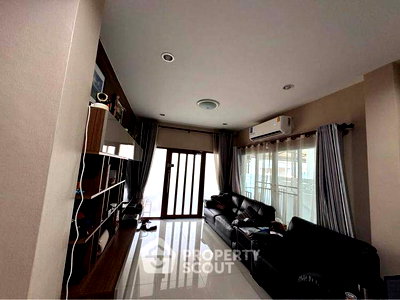 Houses for sale San Sai Chiang Mai : 3-BR House close to Payap University Chiang Mai (ID 2803528)