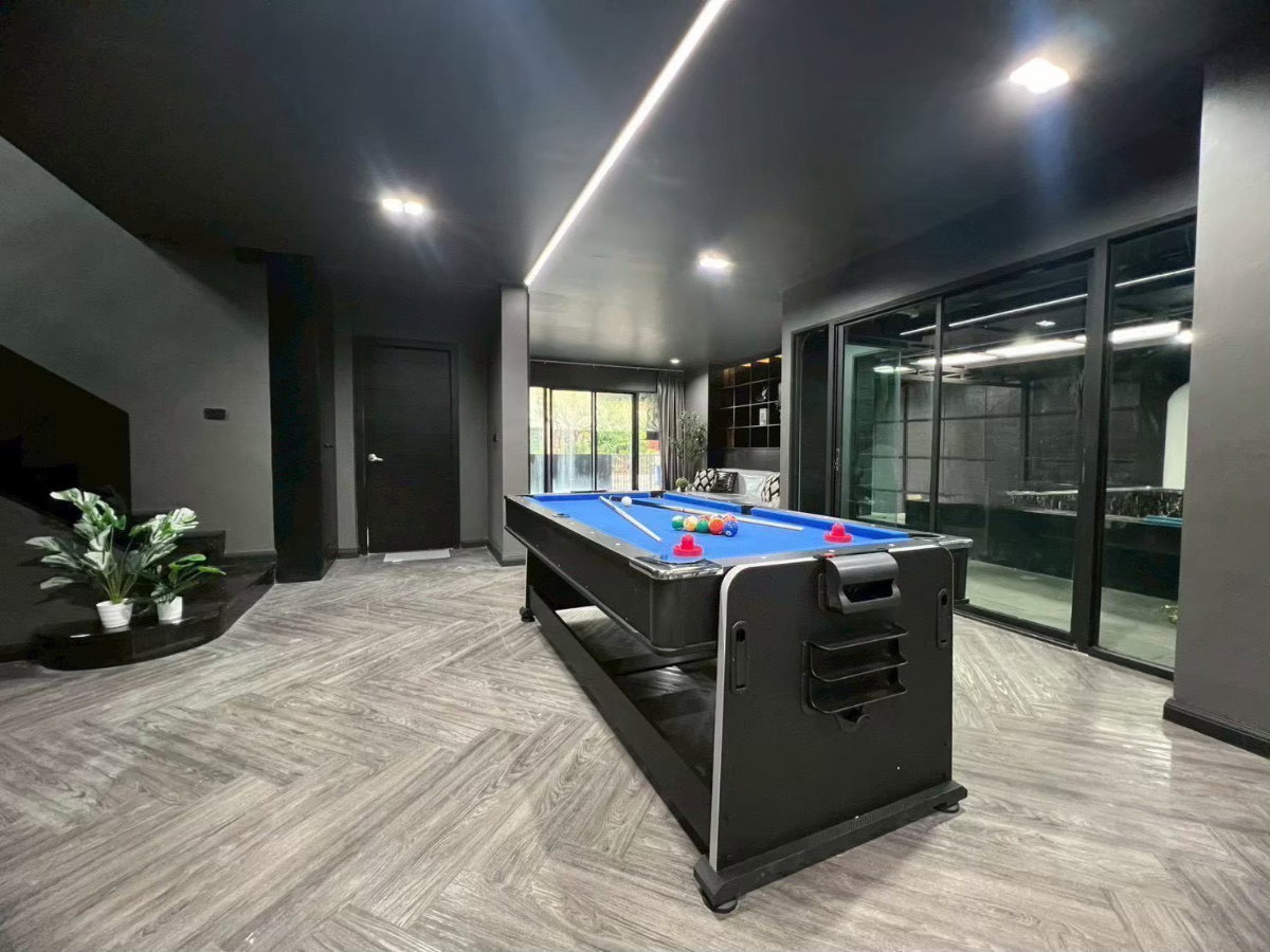 picture For rent: 2-storey pool villa on Soi Srinakarin 49 with private pool. - 3/10
