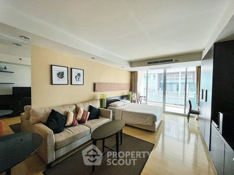 1-BR Condo at The Rajdamri near BTS Ratchadamri (ID 1110545)