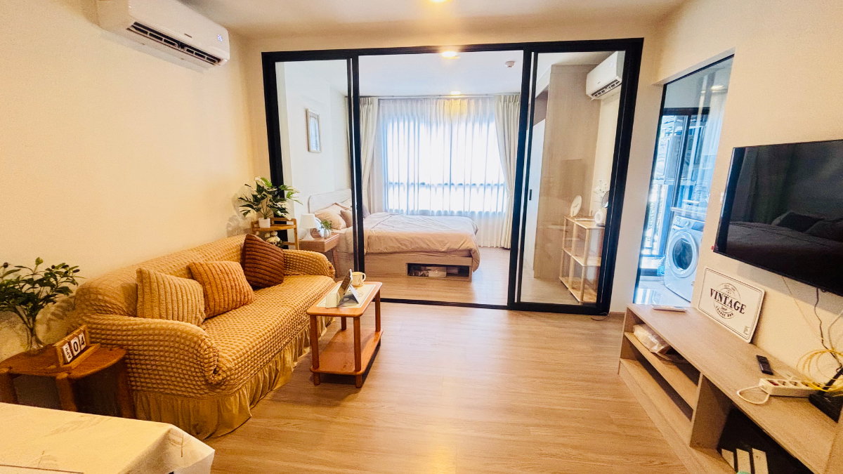picture Extra wide living. Relaxing stay & perfect work from home.  - 5/38