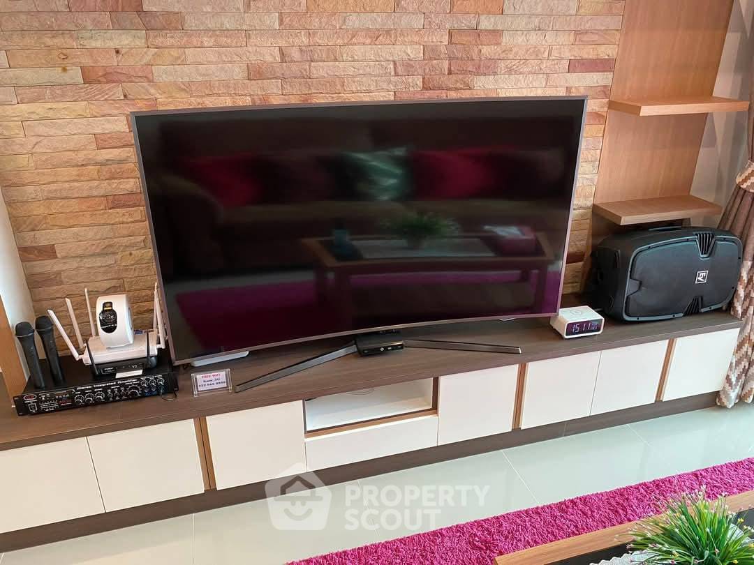 picture 4-BR Villa at Dee Place close to Pattaya (ID 2103625) - 12/20