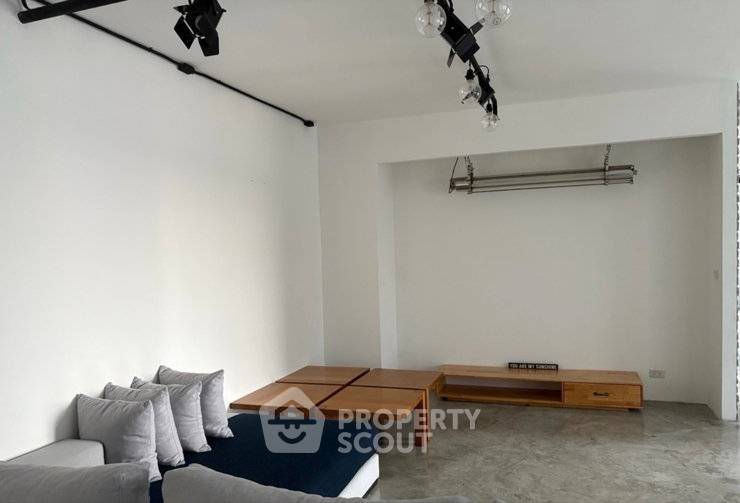 รูป คอนโด 1-ห้องนอน ที่ คอนโดวัน เอ็กซ์ สุขุมวิท 26 ใกล้ BTS พร้อมพงษ์ (ID 2798445) - รูปที่ 3/20