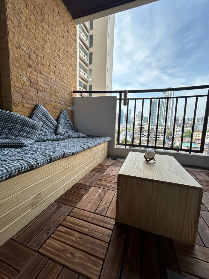 picture Monterey Place 2 bedrooms, for rent - 42/43
