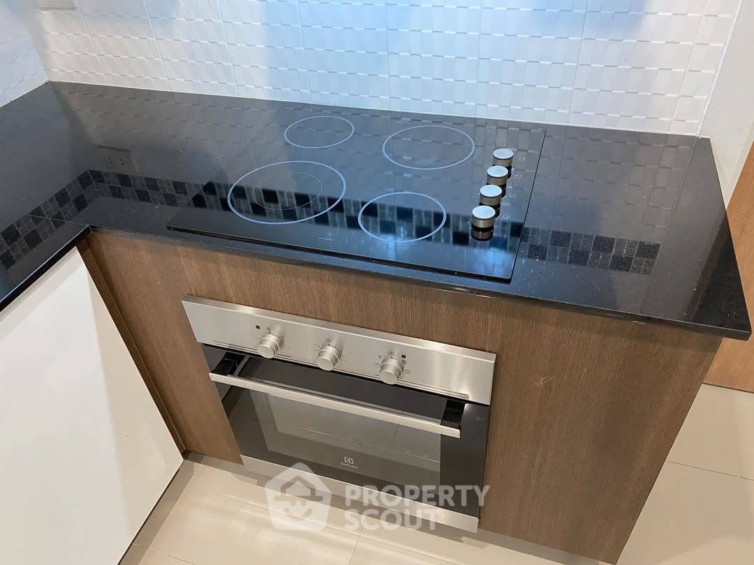 picture 4-BR Villa at Dee Place close to Pattaya (ID 2103625) - 10/20