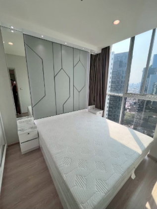 รูป For Rent 🏢✨ Noble Revolve Ratchada 2 ห้องสวย 16k ใกล้ MRT ศูนย์วัฒนธรรม สนใจแอดไลน์ @255ghzjq. มี@ด้วยน้าꔛ - รูปที่ 1/8