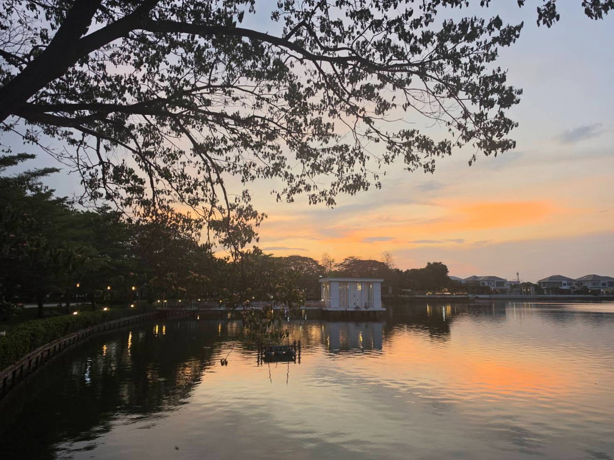 รูป ให้เช่าบ้านเดี่ยว 2 ชั้น เพอร์เฟคเพลสรังสิต 58 ตรว. 3 นอน 3 น้ำ 175 ตรม. บ้านหรูบรรยากาศรีสอร์ทพร้อมทะเลสาบ100 ไร่ บิวท์อินทั้งหลัง ติดทางด่วนบางพูน - รูปที่ 7/9