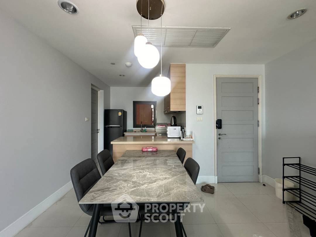 picture 2-BR Condo at Aguston Sukhumvit 22 near MRT Queen Sirikit National Convention Centre (ID 2803076) - 3/12