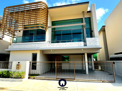 Houses for sale Hat Yai Songkhla : For Sale: Luxurious 2-story detached house in The Olive project, Hat Yai 60 sq.wah plot, 4 bedrooms. Price: 10.9 million baht.
