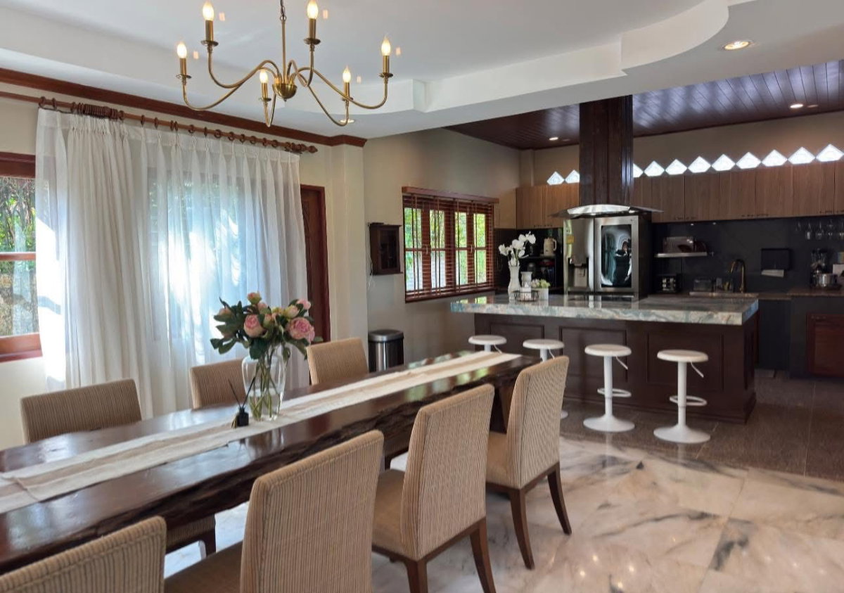 รูป ขายวิลล่าส่วนตัวสไตล์รีสอร์ท ตกแต่งใหม่ ในฉลอง ภูเก็ต ที่ดินขนาดใหญ่ 2,028 ตารางเมตร - รูปที่ 14/39