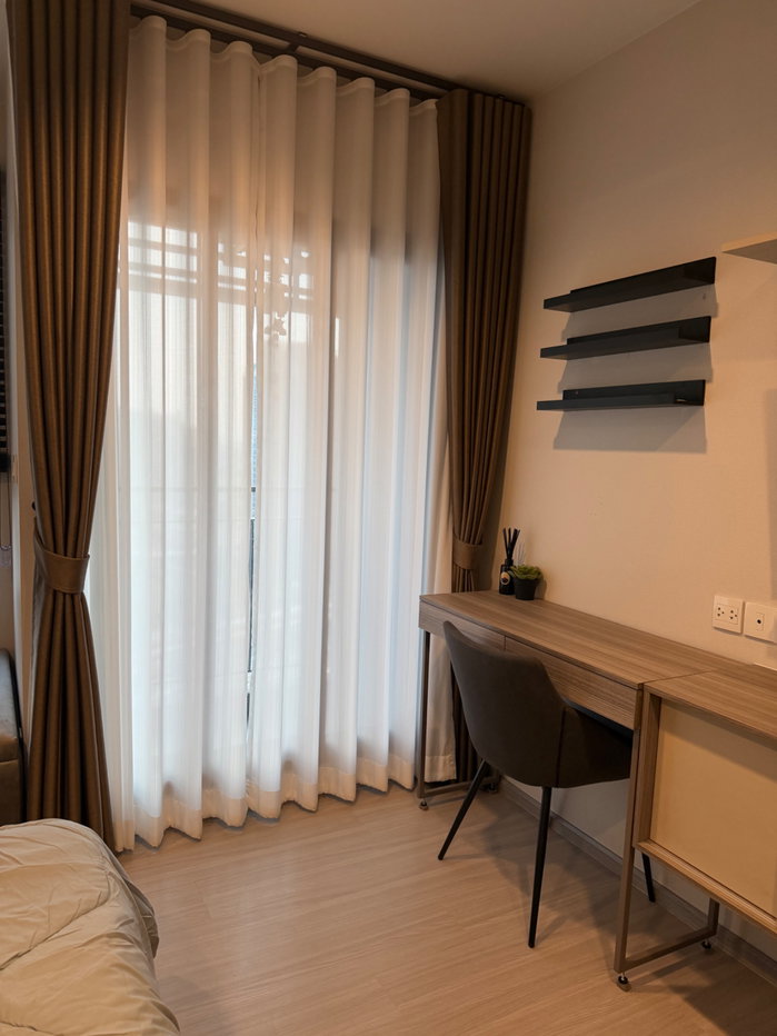 picture 🏡 [Owner Post] For Rent Life Sathorn Sierra – 25th Floor, Pool View (Rare Unit!) - 4/10