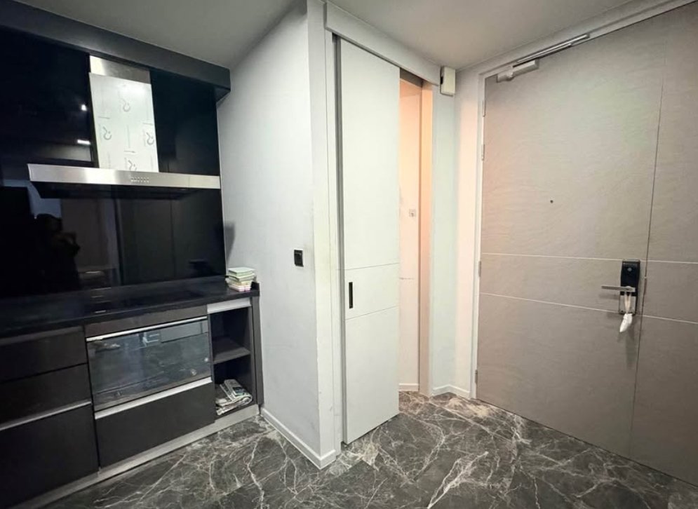 รูป Luxury Condo for Rent Phrom Phong | City Lifestyle Luxury | Near BTS Phrom Phong | 75,000 THB/Month | คอนโดหรูให้เช่า พร้อมพงษ์ ไลฟ์สไตล์เมือง หรูหรา ใกล้ BTS พร้อมพงษ์ 75,000 บาท/เดือน – LTHC14985 - รูปที่ 5/5