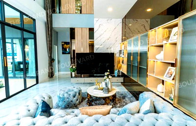 Houses for sale Rayong : Luxury house for sale in the heart of Rayong city, The Grand Boulevard, Krok Yai Cha, Rayong.