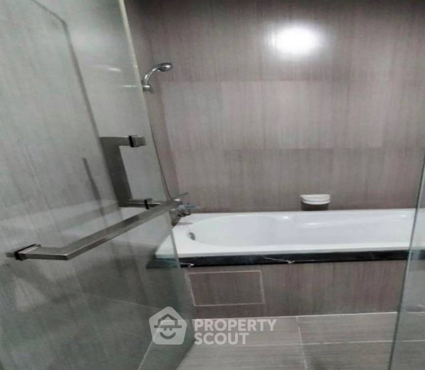 รูป คอนโด 2-ห้องนอน ที่ วิลล่า สิกขรา คอนโดมิเนียม ใกล้ พร้อมพงษ์ (ID 2802607) - รูปที่ 3/4