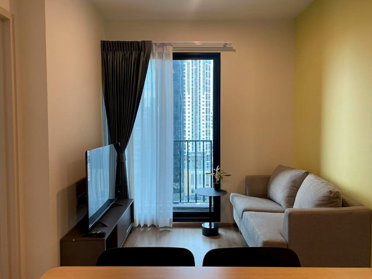 รูป เหนือ เขต R9 | 2ห้องนอน ชั้นสูง ใจกลางกรุงเทพฯ CBD แห่งใหม่ 26,000 บาท / เดือน - รูปที่ 3/8