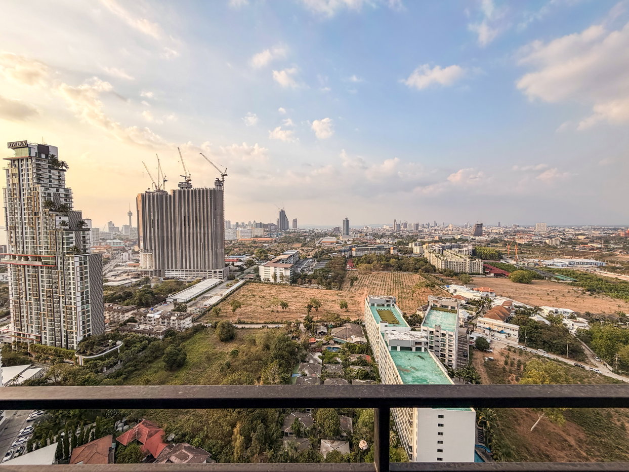 รูป 2 Bedroom Condo for Sale in Jomtien at The Twin Tower Pattaya - รูปที่ 15/15