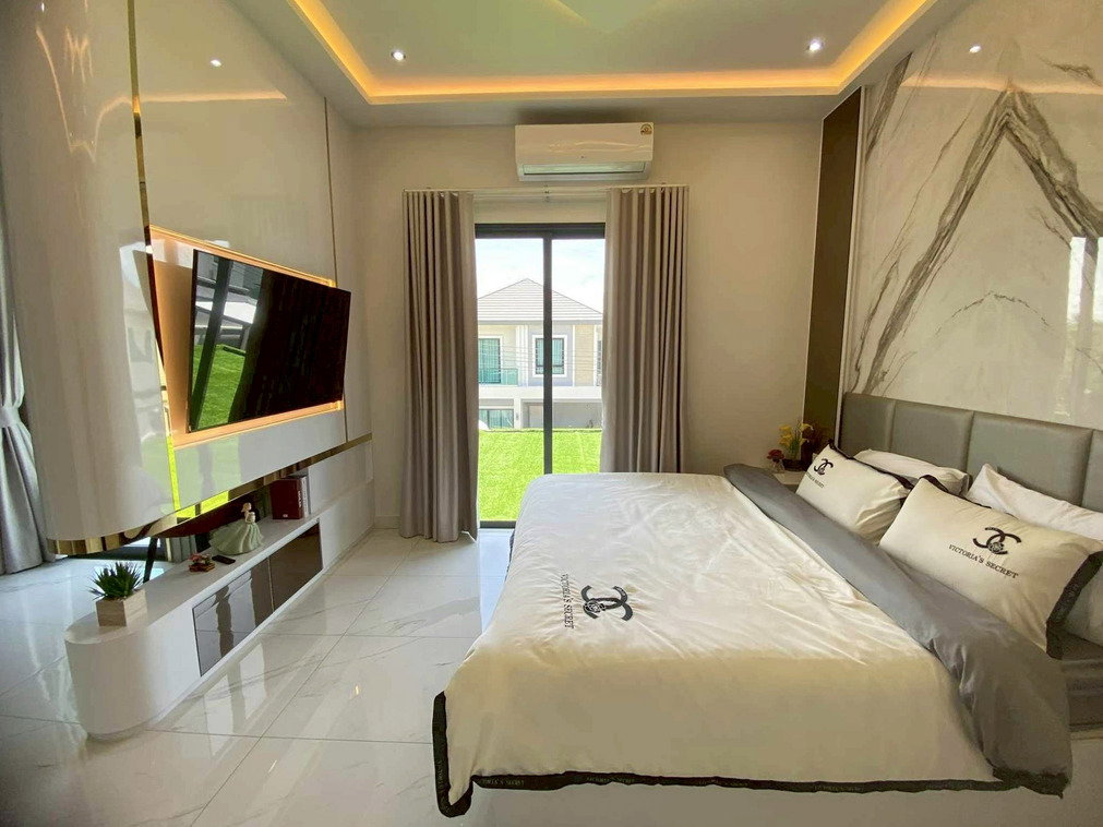 รูป 3 Bedroom Pool Villa for Sale in East Pattaya - รูปที่ 8/17