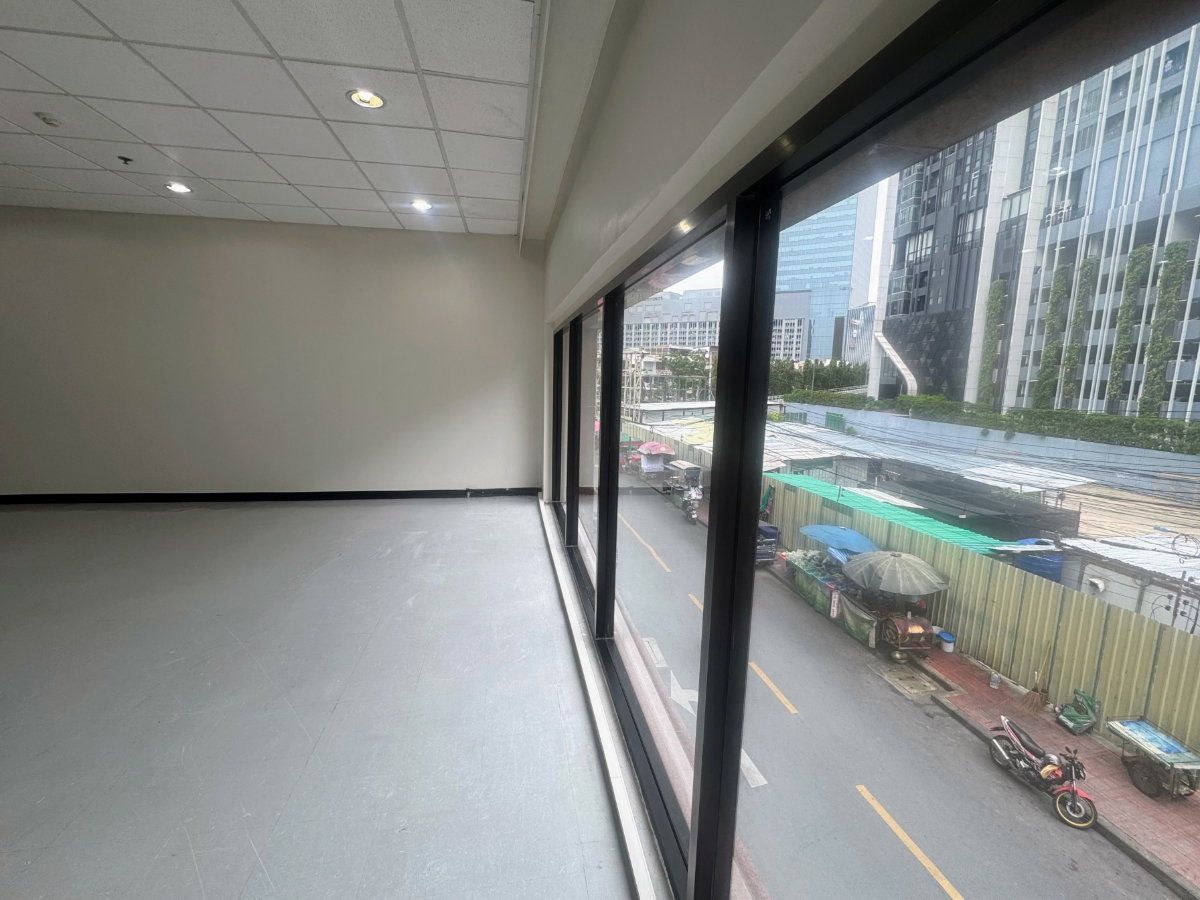 รูป BBD Building พระราม4 118ตรม พื้นที่สำนักงานให้เช่า ใกล้ MRT สามย่าน หัวลำโพง สามย่านมิตรทาวน์ สีลม MBK สยามพารากอน - รูปที่ 3/5