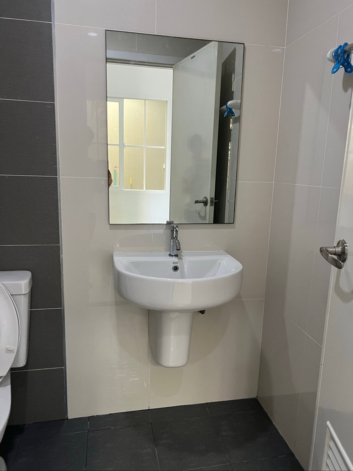 picture Q Distric Westgate , Low price and included fee - 24/32