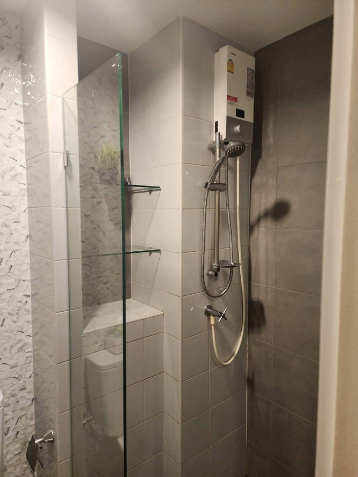 รูป 🌟The Trust Condo @ BTS Erawan ราคาดีมาก ห้องไม่เคยปล่อยเช่า เป็นห้องตัวอย่างของโครงการ สวย ตกแต่งวอลล์เปเปอร์ พร้อมเฟอร์นิเจอร์ 🌟 - รูปที่ 6/6