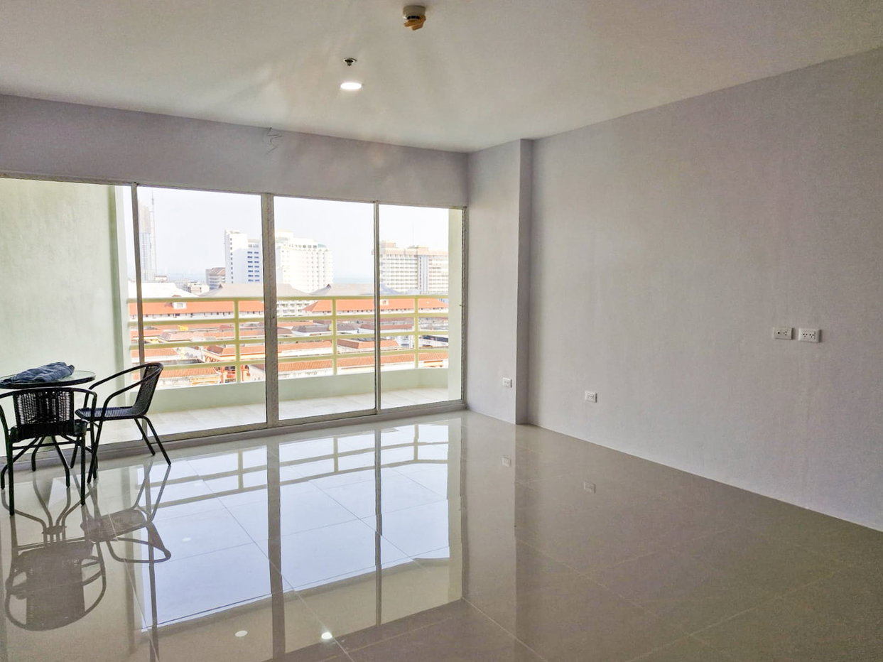 รูป Studio Condo for Sale at View Talay 5D in Jomtien Pattaya - รูปที่ 1/8