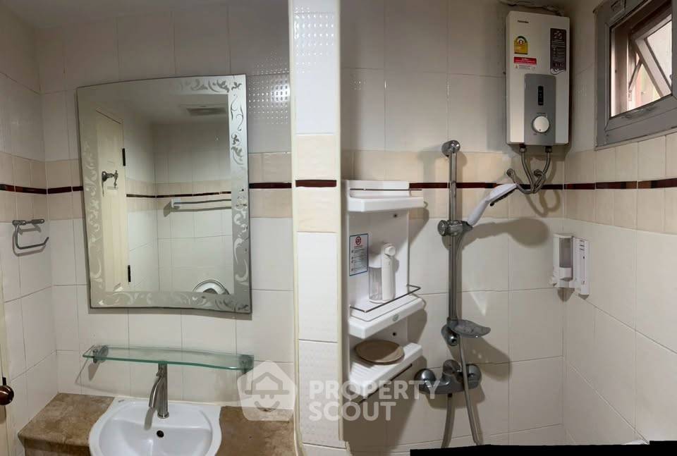 picture 2-BR Condo at Parkview Viphavadi in Don Mueang (ID 2804325) - 14/14
