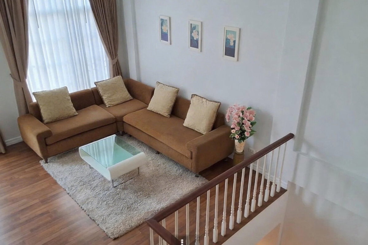 รูป ให้เช่าทาวน์โฮม 3 ชั้น Plus City Park Ekkamai - Ramintra นวลจันทร์ 32 บ้านเล่นระดับ เพดานสูง โปร่ง โล่ง ฟังก์ชันครบ พร้อมอยู่ ทำเลนวลจันทร์ - รูปที่ 4/11