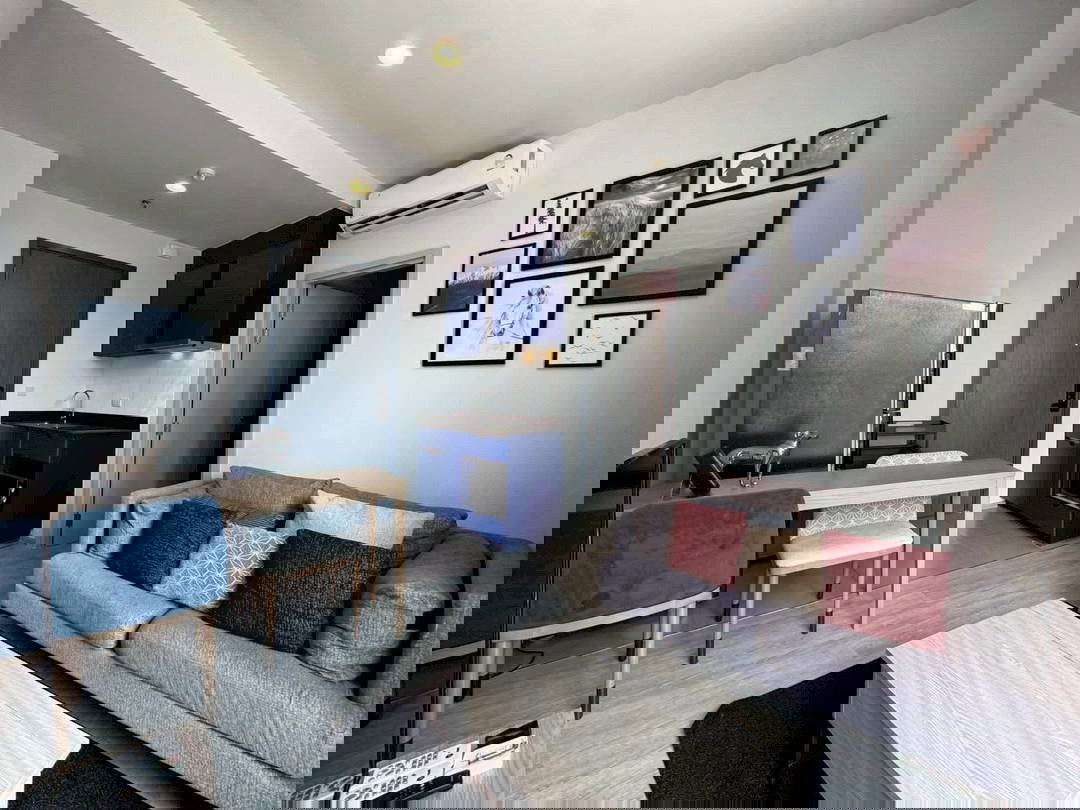 รูป ปล่อยเช่า XT Ekkamai 🏙️✨ ห้องสวยชั้น 7 ลมดีอยู่สบาย 🍃 ใกล้ BTS เอกมัย เดินทางสะดวก 🚆 เฟอร์+เครื่องใช้ไฟฟ้าครบ พร้อมอยู่ 🔐🛋️ - รูปที่ 9/18