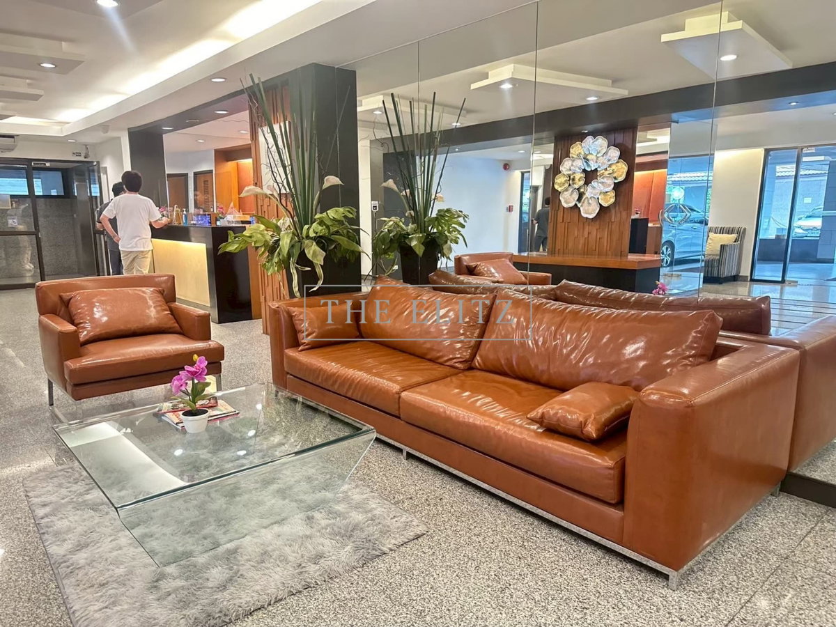 รูป ✨ พื้นที่ใช้สอยจุใจ ในทำเลที่หาที่ดินสร้างใหม่ไม่ได้อีกแล้ว Baan Chan ทองหล่อ ห้องเลย์เอาท์ดีมาก เหมาะสำหรับครอบครัวที่ต้องการพื้นที่ 🎉 - รูปที่ 15/20