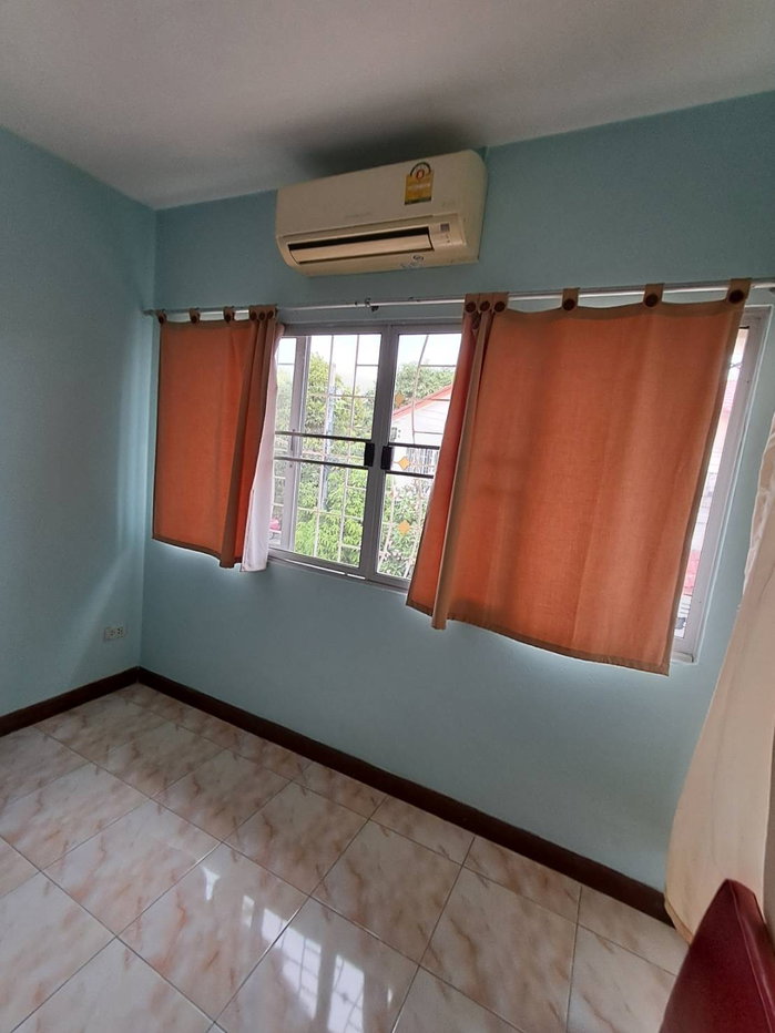 รูป ขายทาวน์เฮ้าส์ 2 ชั้น หมู่บ้านเพชรทวีสุข เพชรเกษม 106 สภาพดี เดินทางสะดวก - รูปที่ 8/10