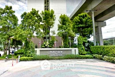 Condos for rent Don Mueang Airport : 2-BR Condo at Parkview Viphavadi in Don Mueang (ID 2804325)