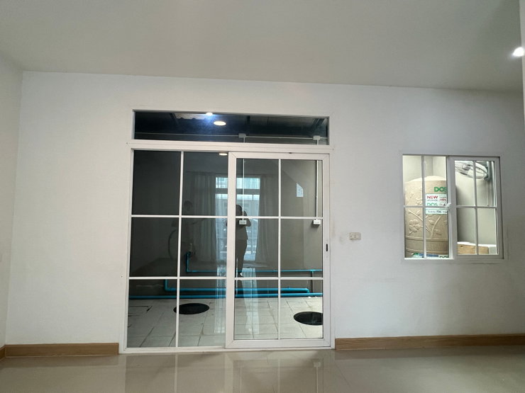 picture Q Distric Westgate , Low price and included fee - 16/32