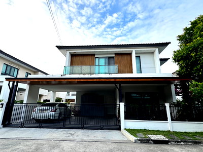 บ้านเดี่ยว กรุงเทพมหานคร : เจ้าของขายเอง บ้านเดี่ยวโครงการเซนโทรวงแหวน-จตุโชติ 4 ห้องนอน