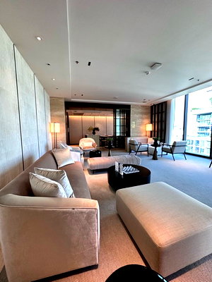 ขายคอนโด : The Strand Thonglor ลงทะเบียนเยี่ยมชมโครงการ 2 Bedrooms 2 Bathrooms 90 sq.m.  เริ่มต้น 30 ลบ.