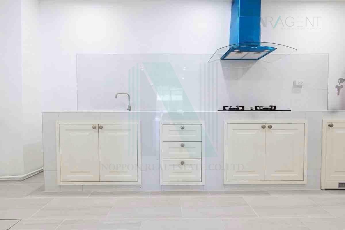 รูป 📌 ขายทาวน์เฮาส์ โครงการ โกลเด้น ทาวน์ 3 บางนา-สวนหลวง 2 ชั้น 4 ห้องนอน 3 ห้องน้ำ - รูปที่ 6/8