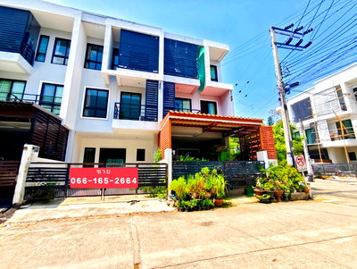 ทาวน์โฮม สมุทรปราการ : ขายทาวน์โฮม 3 ชั้น ทำเลดี The inspire เทพารักษ์ 3 นอน 4 น้ำ พร้อมอยู่ ทำเลติดถนนเทพารักษ์ ไม่ต้องเข้าซอยลึก ใกล้จุดขึ้นทางด่วนวงแหวน 500 เมตร