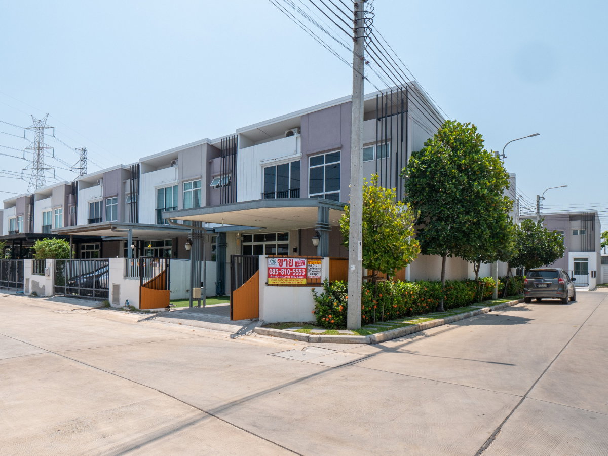 รูป #ขายบ้านราคาดีที่สุด #ซิตี้เซนส์พลัสพระราม2ท่าข้าม #หลังมุม #ใกล้ส่วนกลางและสระว่ายน้ำ พร้อมอยู่ ตกแต่งบิ้วอินหรู พร้อมเฟอร์นิเจอร์ครบครัน - รูปที่ 1/50