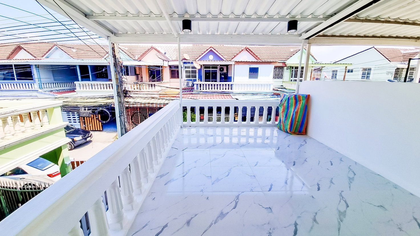 รูป Townhome for Sale Central Pattaya Large Layout High Rental Yield - รูปที่ 10/12