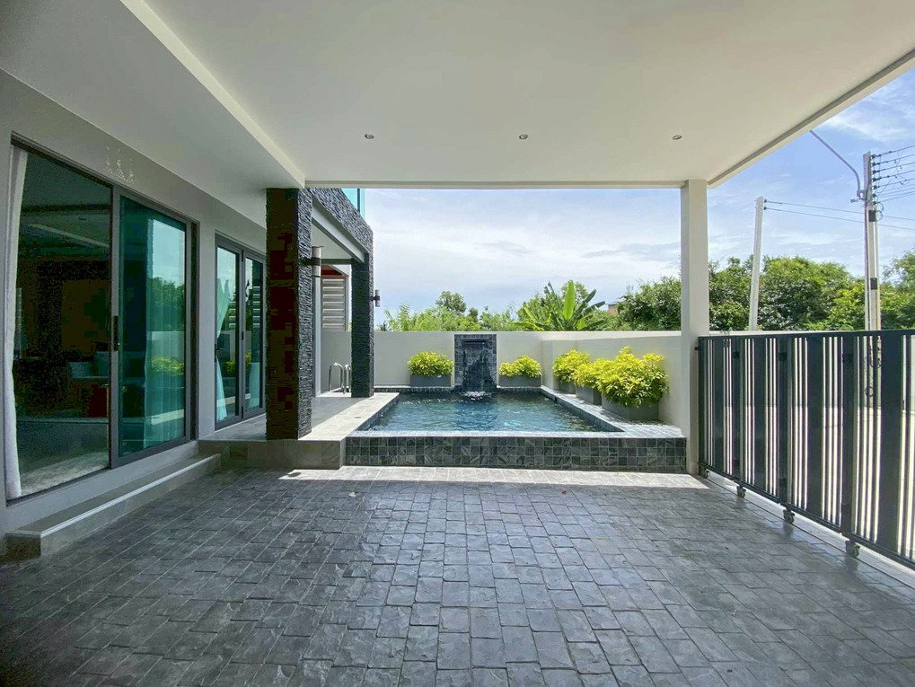 รูป 3 Bedroom Pool Villa for Sale in East Pattaya - รูปที่ 11/17