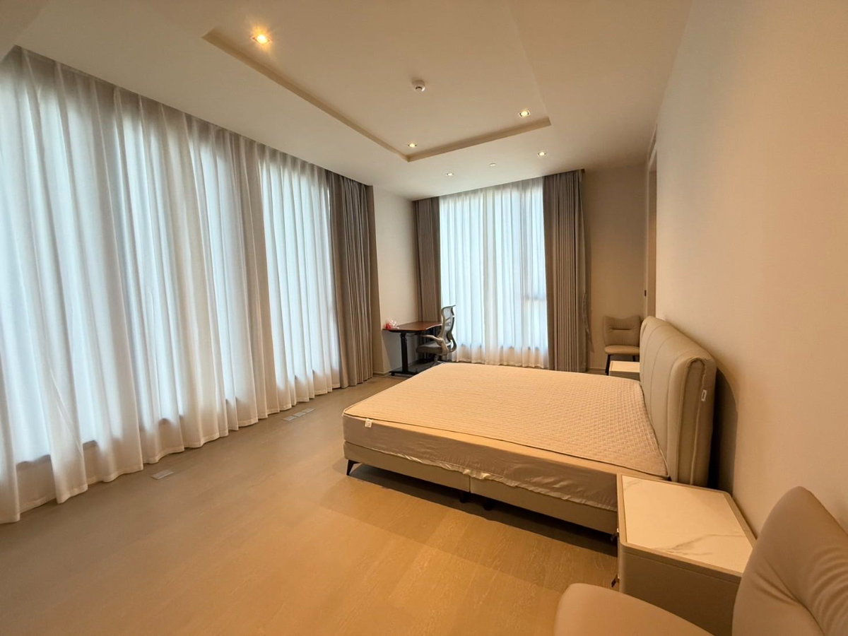 picture HYDE Heritage Thonglor | Ultra-Luxury 3BR Unit on Sukhumvit Main Road 180,000 THB / Month - 7/17