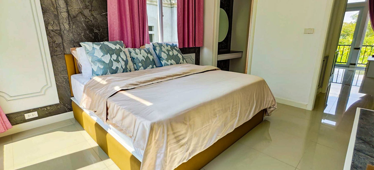 รูป 5 Bedroom Luxury Villa for Sale in Huay Yai Pattaya - รูปที่ 12/14