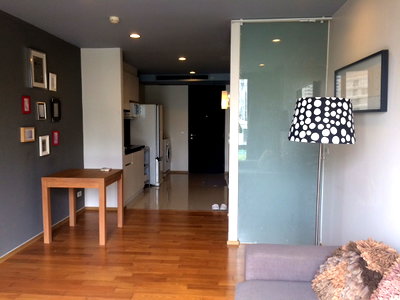 Condos for rent : For Rent Condo The Tempo Ruamrudee Fully furnished (S15-21705)