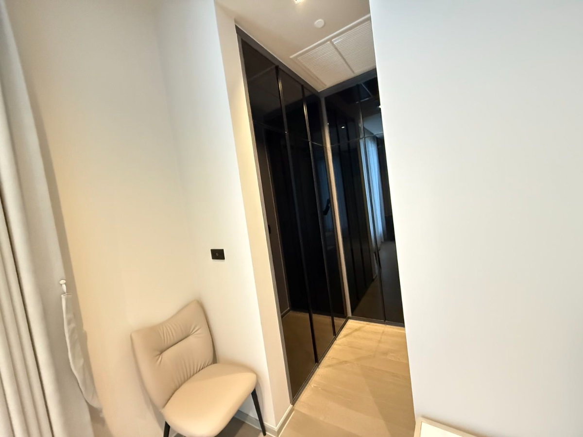 picture HYDE Heritage Thonglor | Ultra-Luxury 3BR Unit on Sukhumvit Main Road 180,000 THB / Month - 11/17