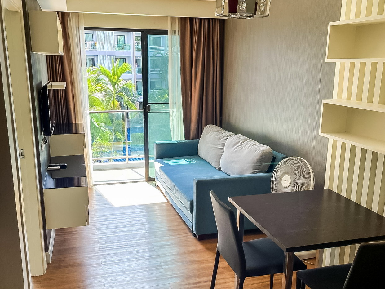 รูป Condo for Sale Dusit Grand Park 1 Pattaya 1 Bedroom Pool View - รูปที่ 1/7