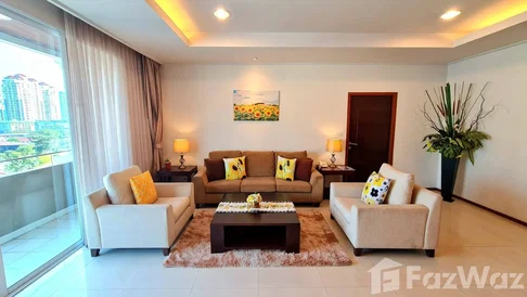 Palatial 3-Bedroom Serviced Residence at Piyathip Place 6186320