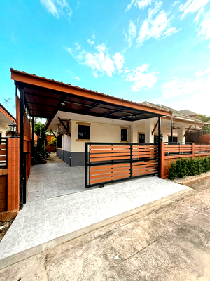 บ้านเดี่ยว บางละมุง ชลบุรี : 3 Bedroom House for Sale in Huai Yai Pattaya