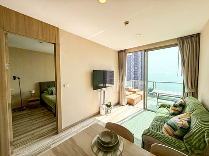 1 Bedroom Condo for Sale at The Riviera Wongamat Pattaya