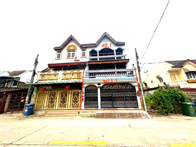 Townhouses for sale Bangkok : TOWN HOUSE 29.8 Sq.w. Phasi Charoen Bangkok for 4.7M